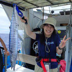 沖縄の釣船クレーンズ・鶴丸 釣果