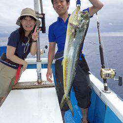 沖縄の釣船クレーンズ・鶴丸 釣果