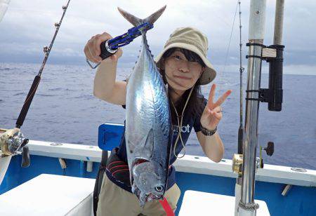 沖縄の釣船クレーンズ・鶴丸 釣果