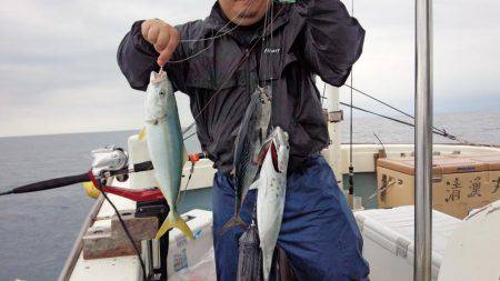 香織丸 釣果