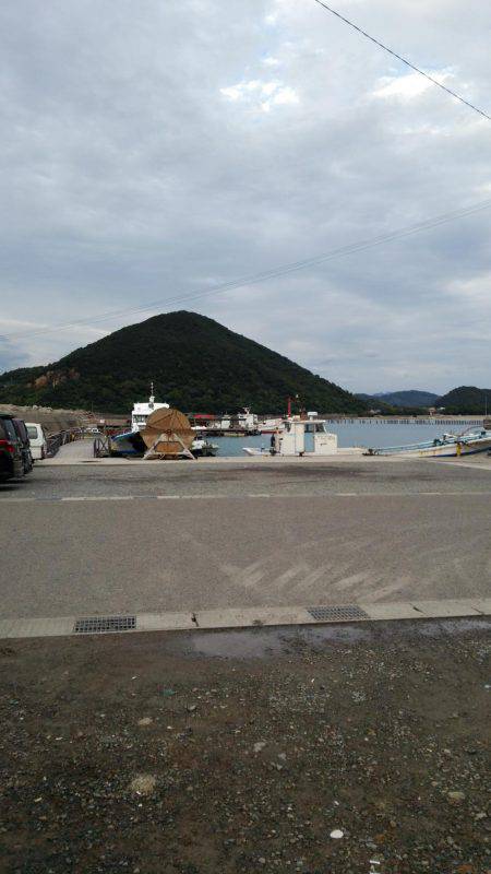 あまりの引きに無名の餌木竿が…