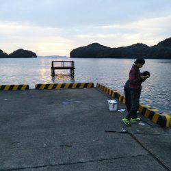 大潟岸壁テンヤでタチウオ