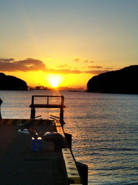 大潟岸壁テンヤでタチウオ