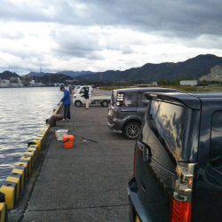 大潟岸壁テンヤでタチウオ