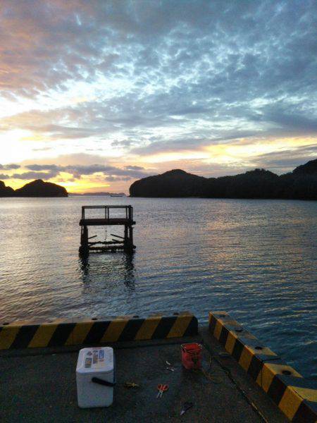 大潟岸壁テンヤでタチウオ