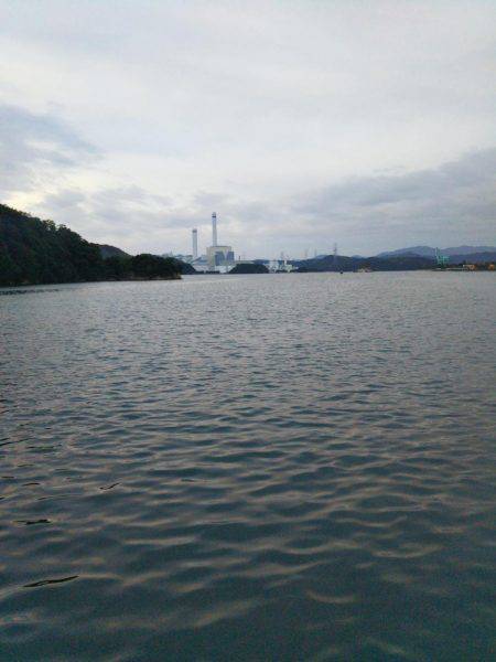 大潟岸壁テンヤでタチウオ