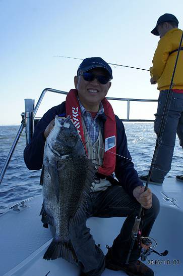 フルコンタクト 釣果