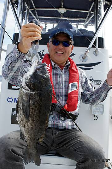 フルコンタクト 釣果