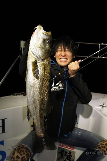 フルコンタクト 釣果