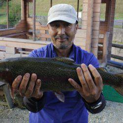 フィッシングレイクたかみや 釣果