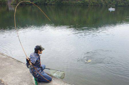 フィッシングレイクたかみや 釣果
