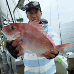 遊漁船 ニライカナイ 釣果