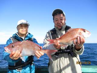 なかくに丸 釣果