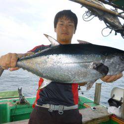 真祐丸 (しんゆうまる) 釣果