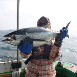 真祐丸 （しんゆうまる） 釣果