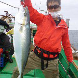 真祐丸 (しんゆうまる) 釣果