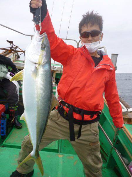 真祐丸 (しんゆうまる) 釣果