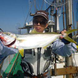 真祐丸 (しんゆうまる) 釣果