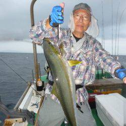 真祐丸 (しんゆうまる) 釣果