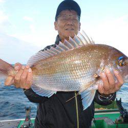 真祐丸 (しんゆうまる) 釣果