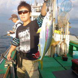 真祐丸 (しんゆうまる) 釣果