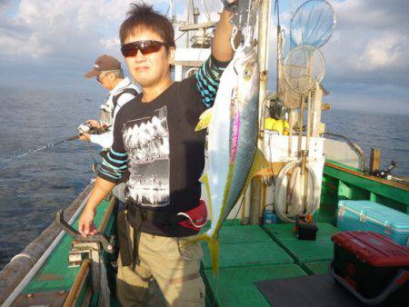 真祐丸 (しんゆうまる) 釣果