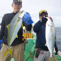 真祐丸 (しんゆうまる) 釣果