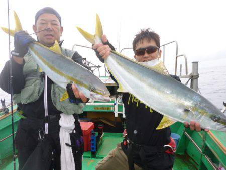 真祐丸 (しんゆうまる) 釣果