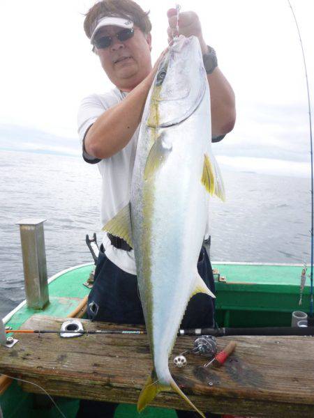 真祐丸 (しんゆうまる) 釣果