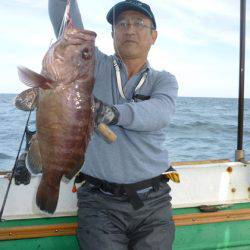 真祐丸 (しんゆうまる) 釣果