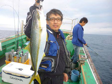 真祐丸 (しんゆうまる) 釣果