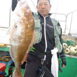 真祐丸 (しんゆうまる) 釣果