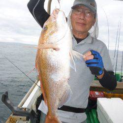 真祐丸 (しんゆうまる) 釣果