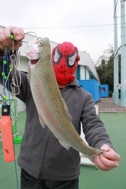 としまえんフィッシングエリア 釣果