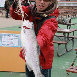 としまえんフィッシングエリア 釣果