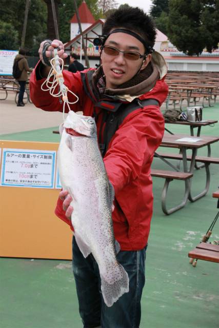 としまえんフィッシングエリア 釣果