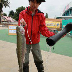 としまえんフィッシングエリア 釣果
