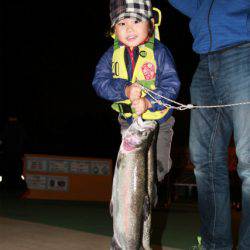 としまえんフィッシングエリア 釣果