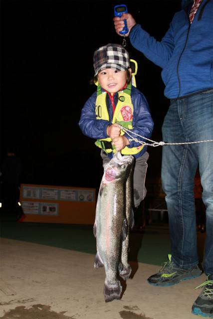 としまえんフィッシングエリア 釣果