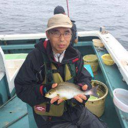 丸万釣船 釣果