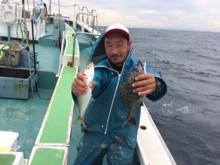 丸万釣船 釣果