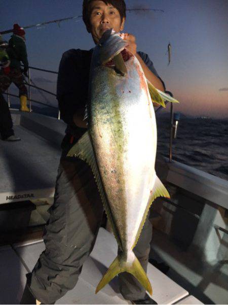 海楽隊 華栞丸 釣果
