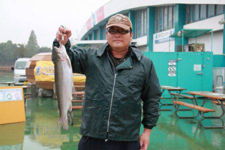 としまえんフィッシングエリア 釣果