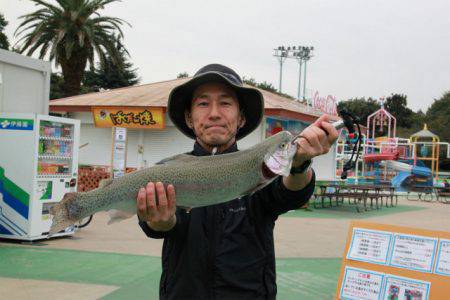 としまえんフィッシングエリア 釣果