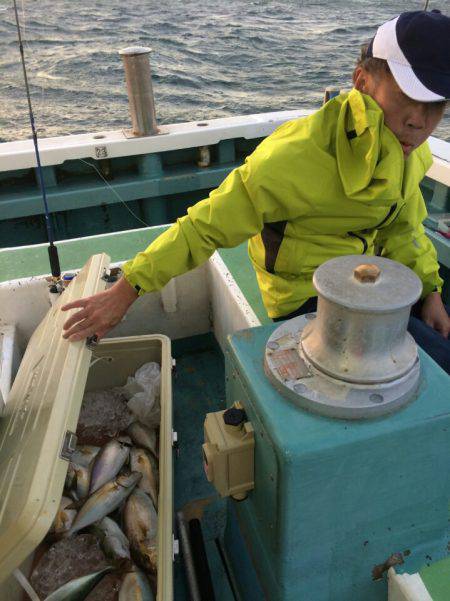 丸万釣船 釣果