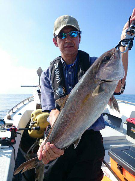 エンペラー 釣果