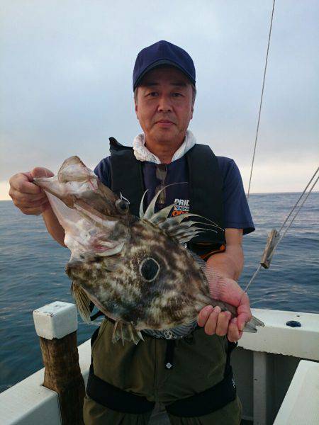 エンペラー 釣果