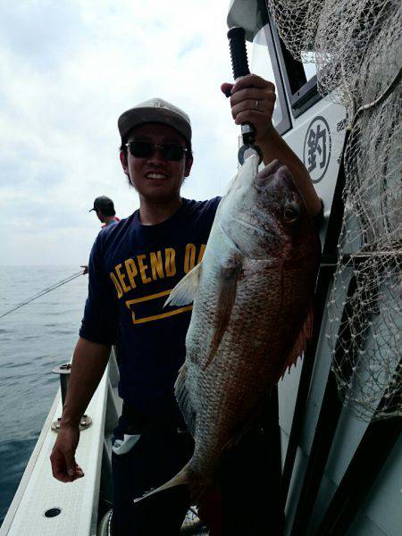 エンペラー 釣果