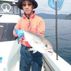 エンペラー 釣果