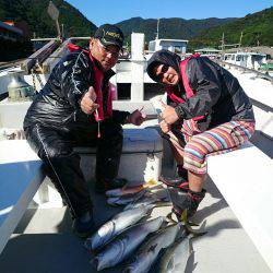 エンペラー 釣果